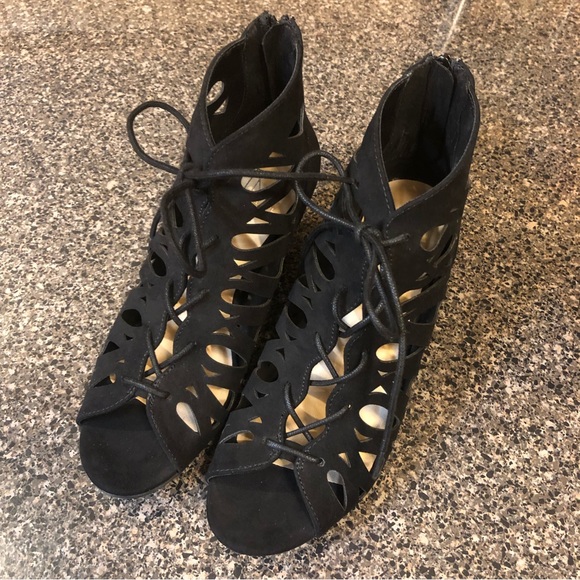 Material Girl Shoes Wedge Cut Out Laser Design Sandals By Material